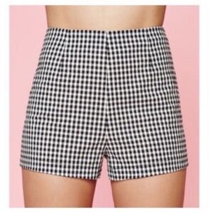 KENDALL & KYLIE BLACK WHITE GINGHAM PLAID SHORTS SIZE MEDIUM NEW WITH TAGS